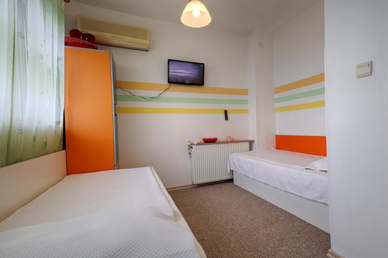 Kabakum Apartments Alen Mak Златни пясъци Екстериор снимка